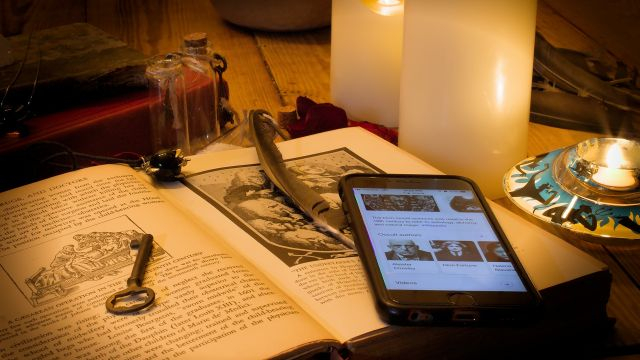 Friends & Enemies: Conjuring